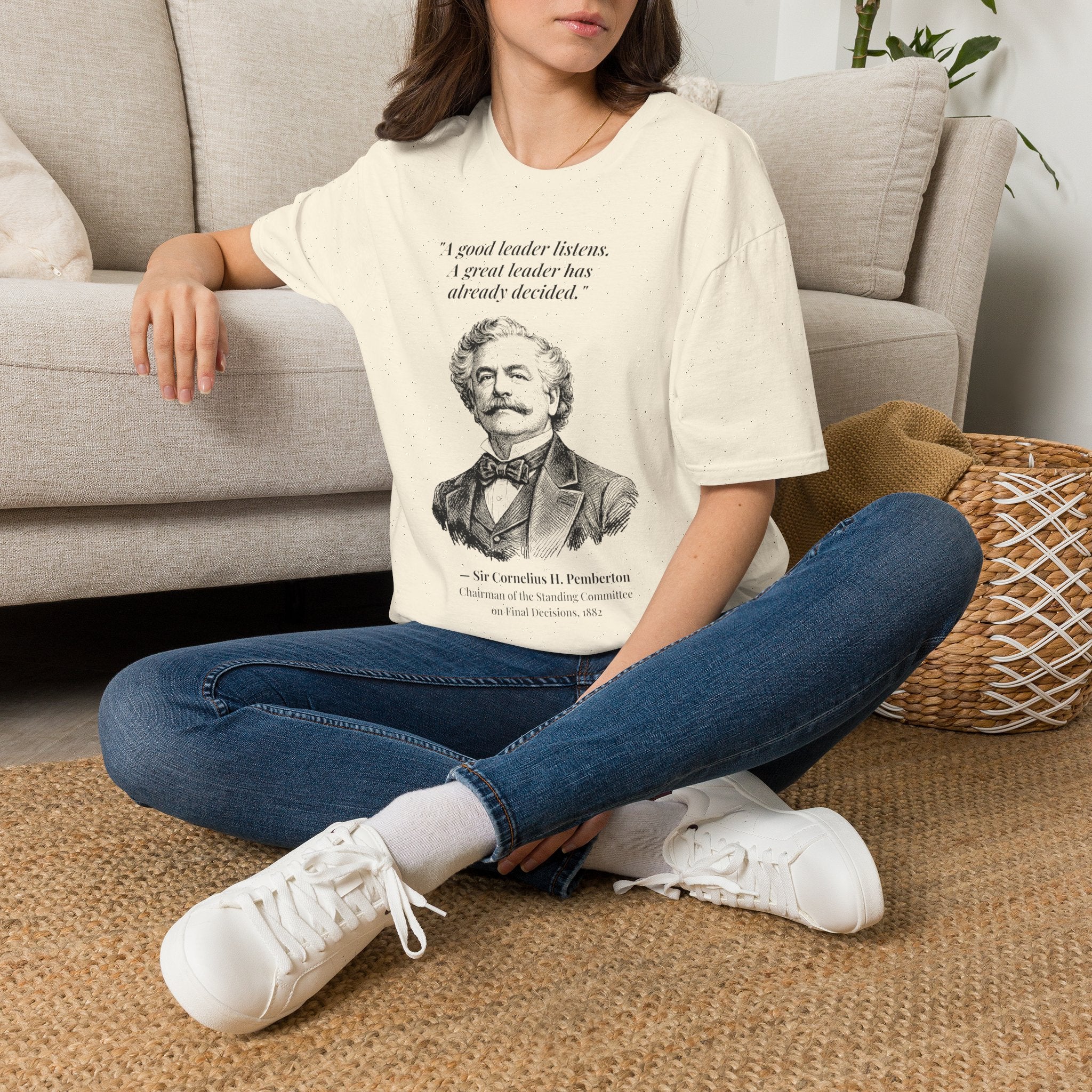 [76] A Great Leader T-Shirt